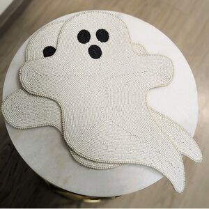 🆕 (4) Beaded Ghost Table Placemats 👻 Max Studio